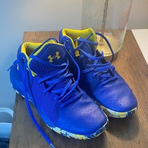 Under Armour Men’s Sneakers in Blue and Yellow Size 10.5